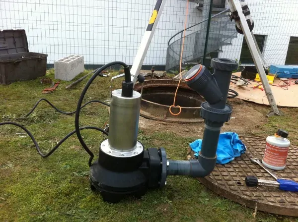 PVFS : Installation et Dépannage de Pompe de Relevage